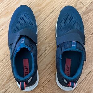 Tiem Women's Slip-On Cycling Sneakers in Navy Blue